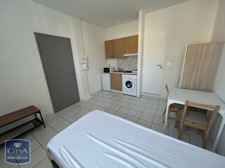  Appartement à louer 1 pièce 17 m²