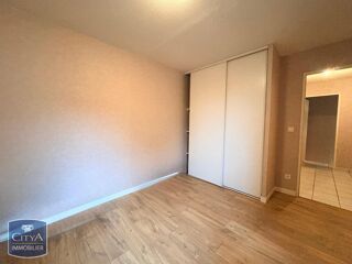  Appartement à louer 2 pièces 47 m²