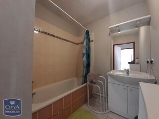  Appartement à louer 3 pièces 55 m²