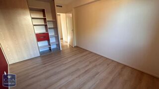  Appartement à louer 3 pièces 73 m²