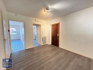  Appartement à louer 1 pièce 47 m²