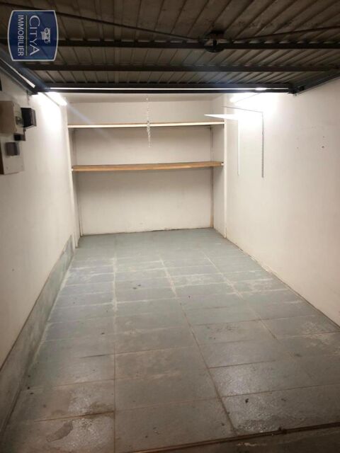  Parking / Garage  louer 