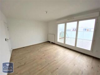  Appartement à louer 4 pièces 75 m²