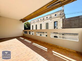 location Appartement - 4 pièce(s) - 82 m² Nîmes (30000)