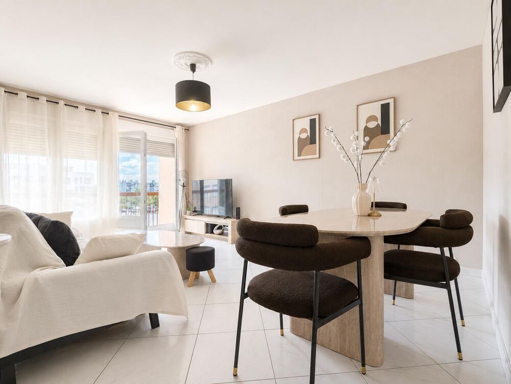 Bron - Appartement T4 de 82 m² - Fanny DEMARIA et l'agen....