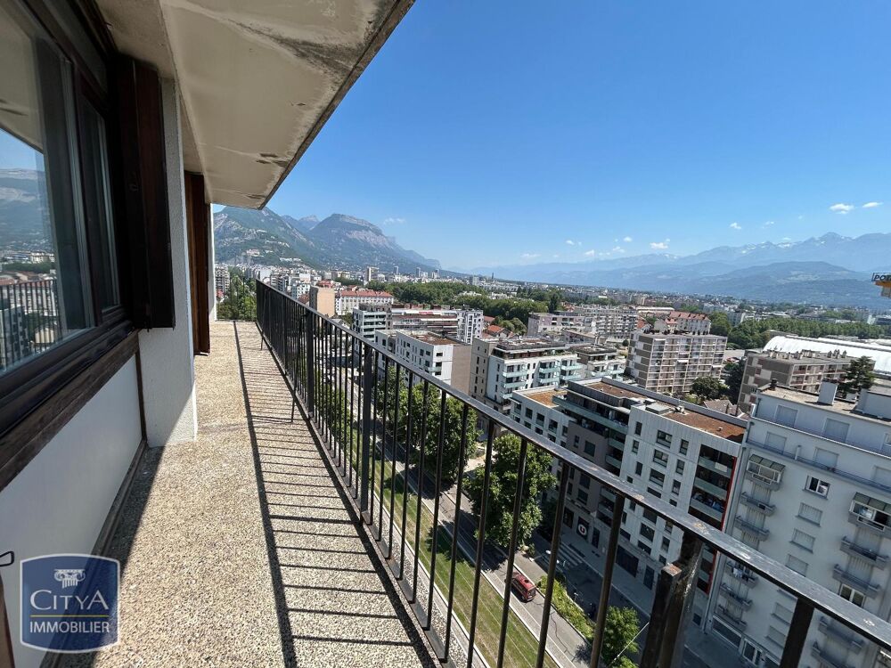 À LOUER : Appartement T4 situé à Grenoble au 14eme étage....