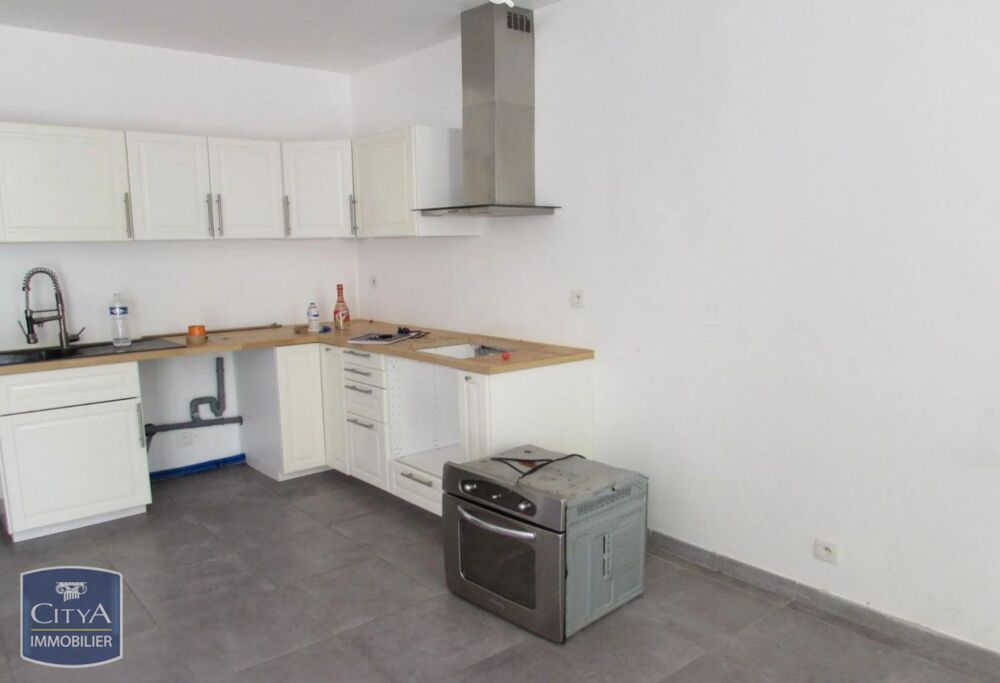 location Appartement - 3 pièce(s) - 51 m² Rognac (13340)