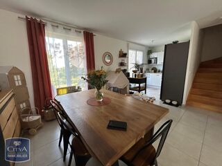  Maison à louer 4 pièces 82 m²