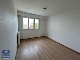  Appartement à louer 3 pièces 64 m²