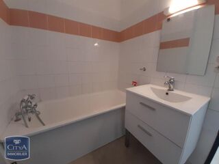  Appartement à louer 2 pièces 32 m²