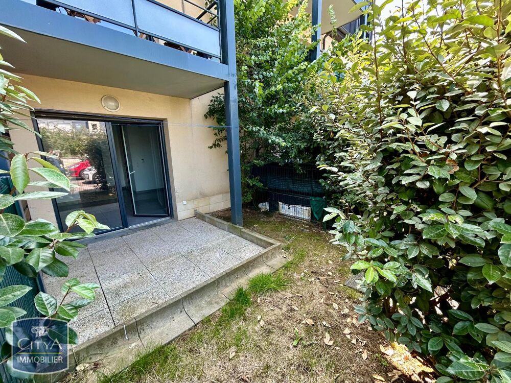 APPARTEMENT 1 PIÈCE AVEC TERRASSE HONFLEUR En location :....