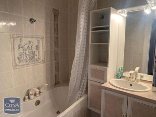  Appartement à louer 2 pièces 56 m²