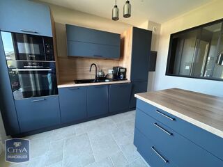  Maison à louer 5 pièces 144 m²