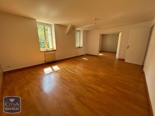  Appartement à louer 5 pièces 119 m²