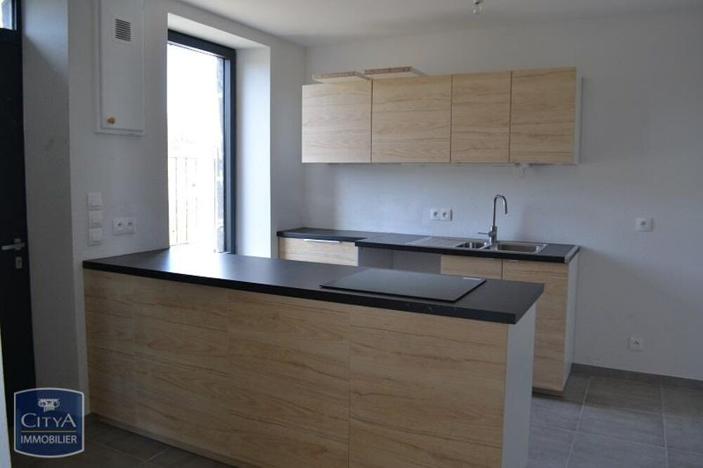 location Maison - 5 pièce(s) - 114 m² Pessat-Villeneuve (63200)