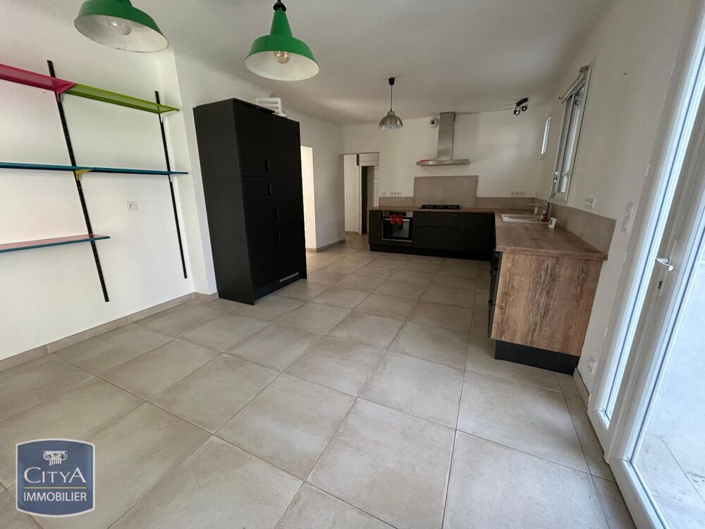 location Maison - 5 pièce(s) - 135 m² Saint-Pierre-des-Corps (37700)