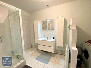  Appartement à louer 3 pièces 75 m²