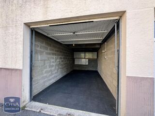  Parking / Garage à louer 
