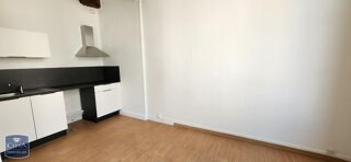  Appartement à louer 2 pièces 74 m²