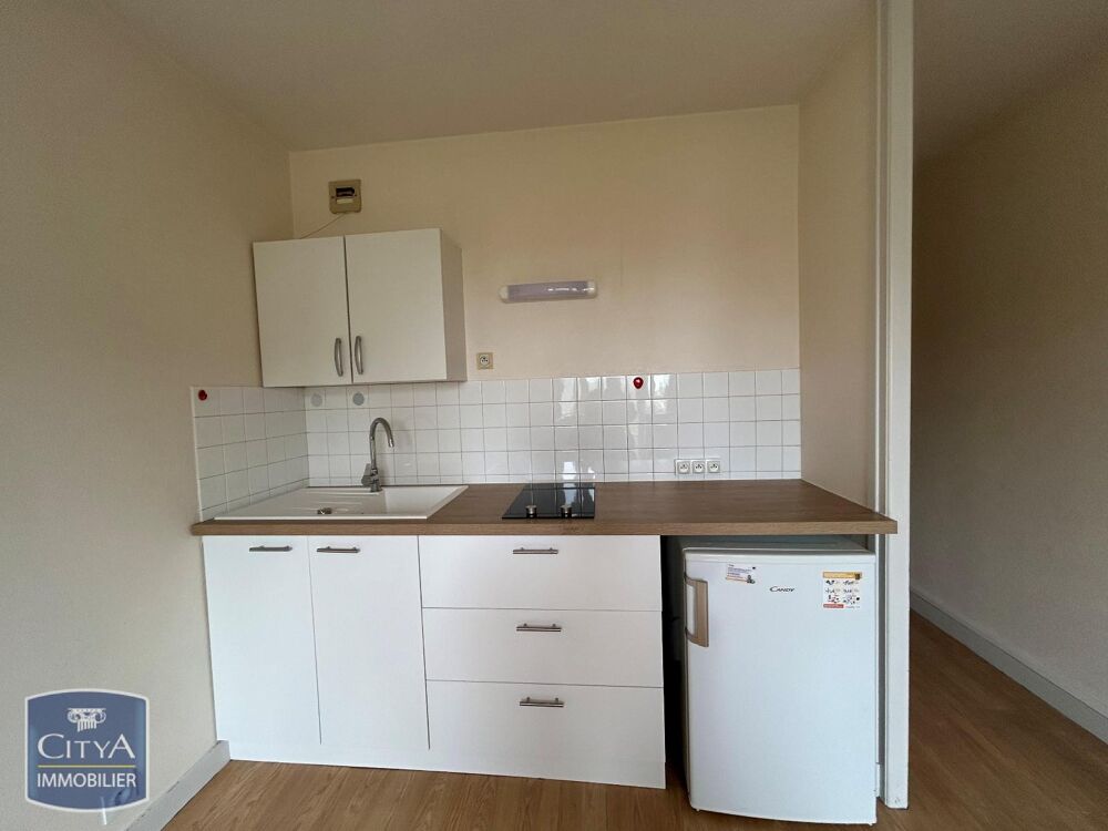 Administratif - Quartier administratif - Situé à deux pa....