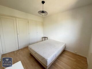  Appartement à louer 3 pièces 56 m²