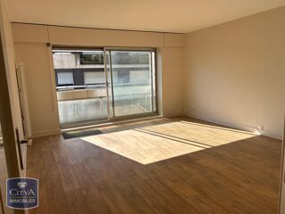  Appartement à louer 2 pièces 53 m²