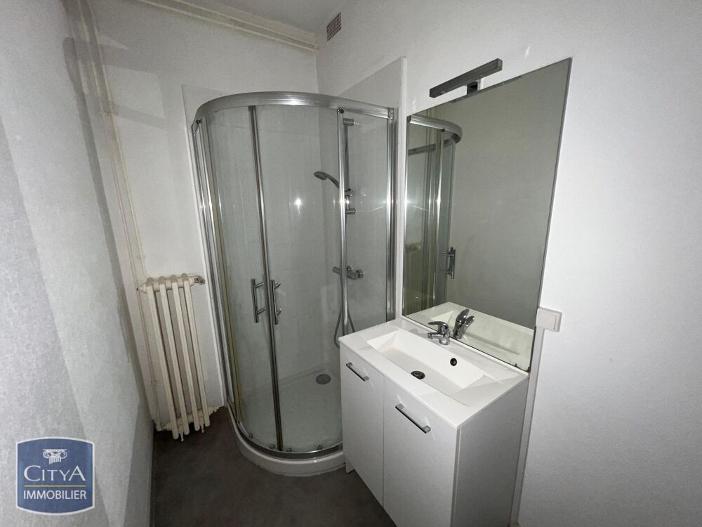 location Appartement - 1 pièce(s) - 40 m² Le Blanc (36300)