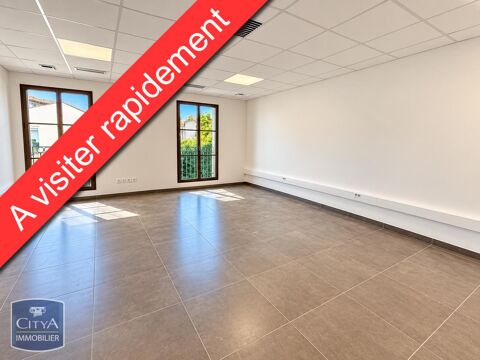 &Agrave; LOUER : D&eacute;couvrez ce local professionnel d'une supe... 1100 13300 Salon de provence