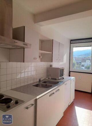  Appartement à louer 2 pièces 44 m²