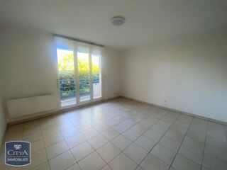  Appartement à louer 2 pièces 44 m²