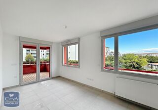  Appartement à louer 1 pièce 39 m²