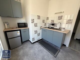  Appartement à louer 1 pièce 32 m²