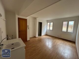  Appartement à louer 2 pièces 33 m²