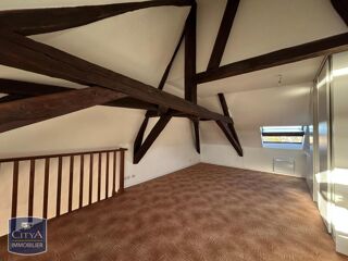  Appartement à louer 3 pièces 82 m²