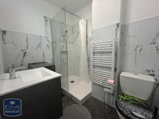  Appartement à louer 1 pièce 32 m²