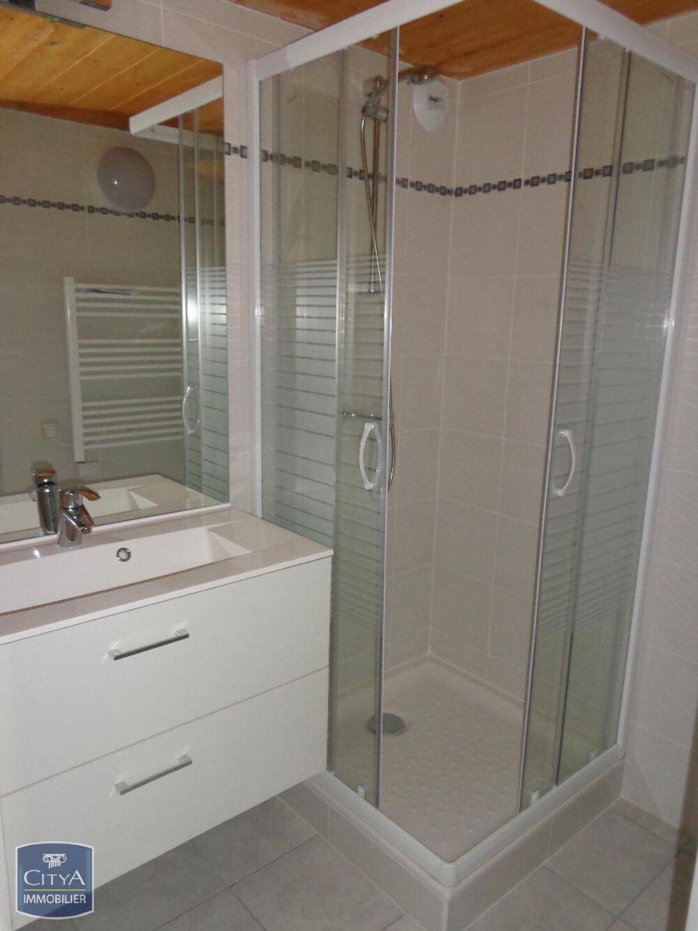A LOUER T2 - CENTRE BELLEVILLE S/S Votre agence CITYA VI....