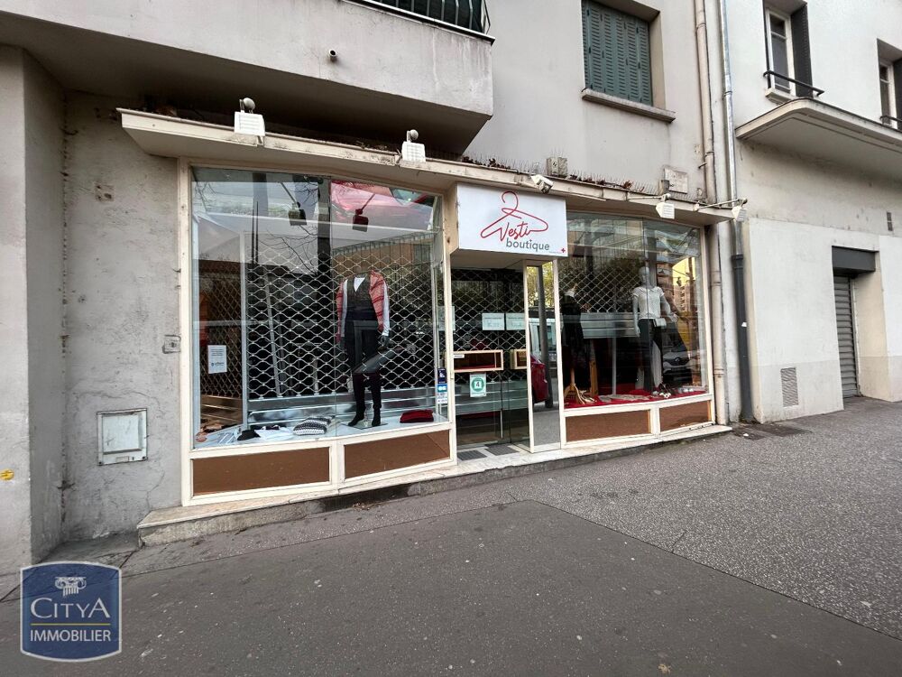  Location / Local Commercial - 69 m² 
