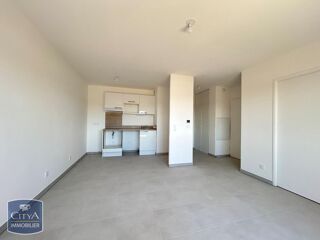  Appartement à louer 2 pièces 43 m²