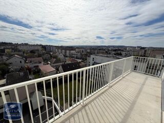  Appartement à louer 4 pièces 89 m²