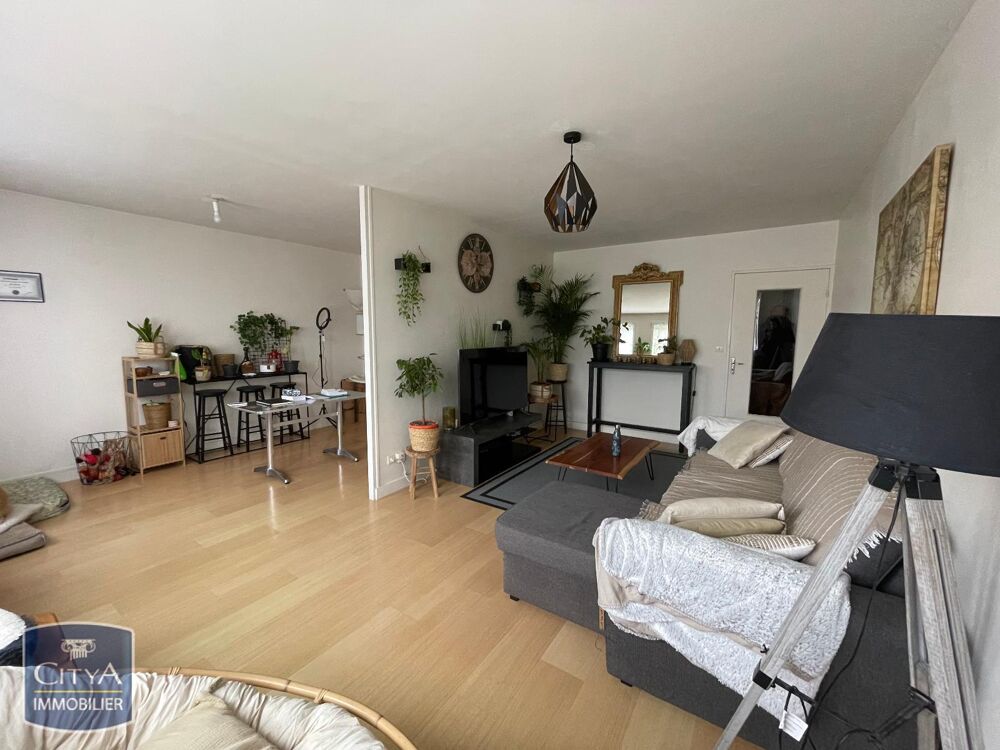 location Appartement - 4 pièce(s) - 84 m² Le Mans (72000)