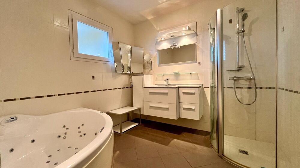 location Villa - 4 pièce(s) - 112 m² Hurigny (71870)