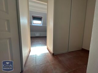  Appartement à louer 1 pièce 34 m²