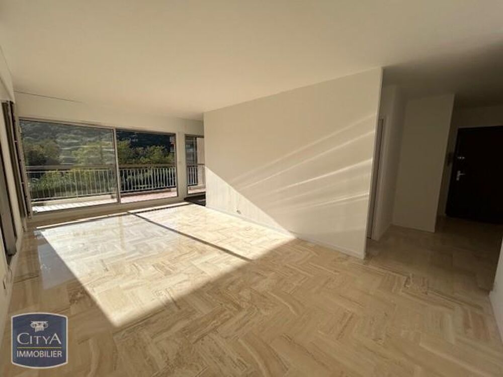 location Appartement - 3 pièce(s) - 74 m² Mandelieu-la-Napoule (06210)