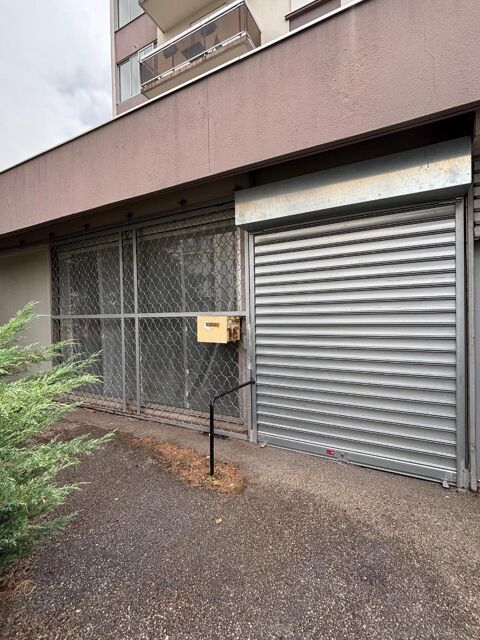 24, rue Peyret Lallier-ST ETIENNE-Local d'environ 110... 450 42100 Saint etienne