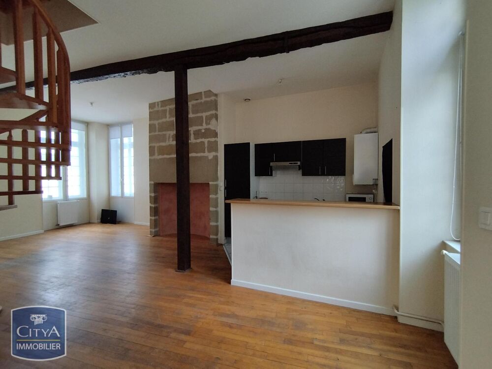 À LOUER CENTRE VILLE : Appartement T4 en duplex situé à ....