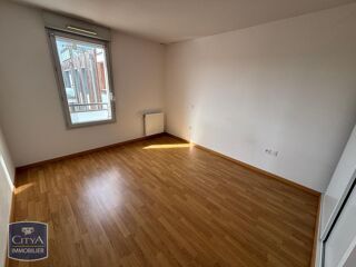  Appartement à louer 3 pièces 64 m²