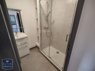 Appartement à louer 2 pièces 44 m²