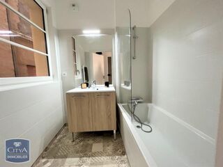  Appartement à louer 3 pièces 64 m²