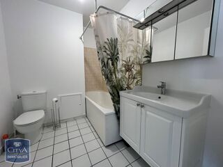  Appartement à louer 1 pièce 31 m²