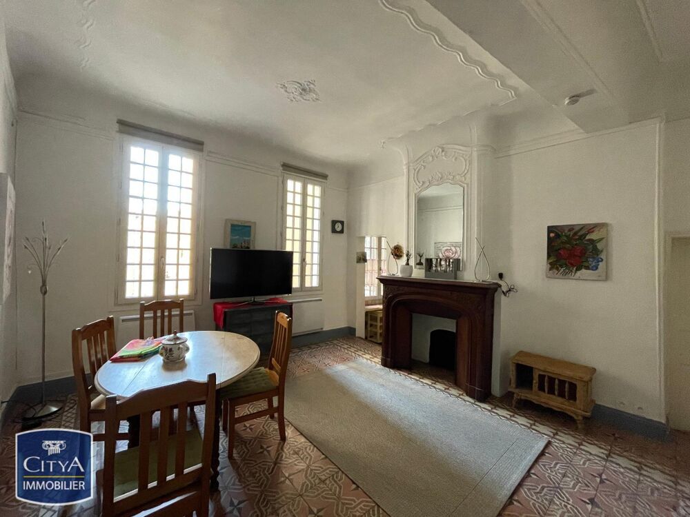 À LOUER : Appartement T3 à Carpentras. Ce bien immobilie....